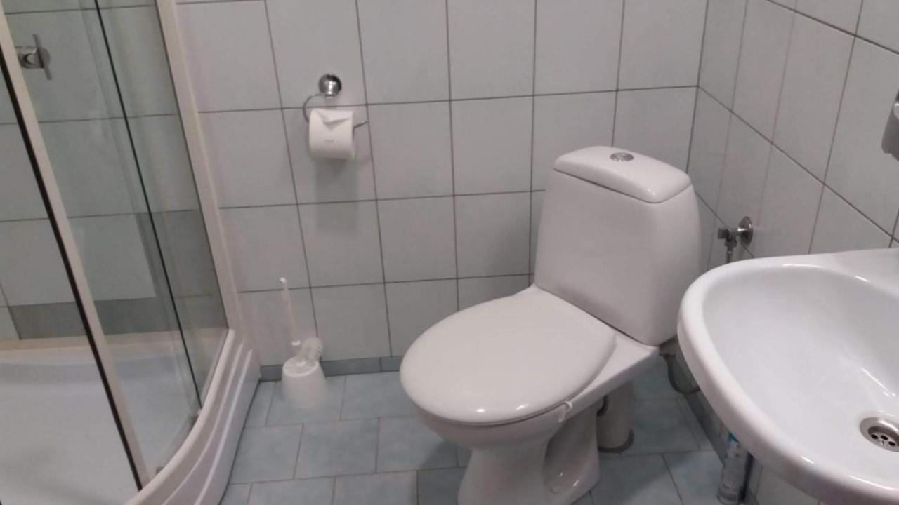 Metras Maja Hotell Aizpute Eksteriør bilde